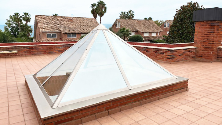 COLECCIÓN PRIVADA · Casa con piscina junto al mar en Sant Vicenç de Montalt