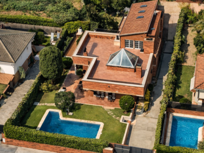COLECCIÓN PRIVADA · Casa con piscina junto al mar en Sant Vicenç de Montalt