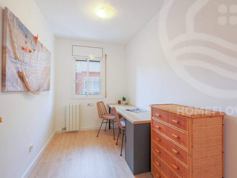 Piso renovado y amueblado en el centro de Vilanova i la Geltrú