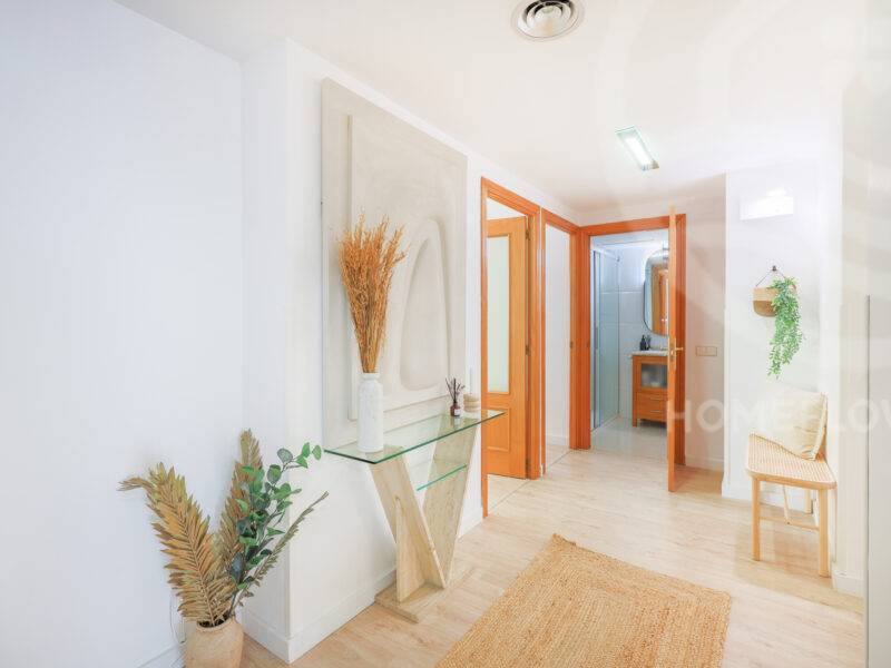 Piso renovado y amueblado en el centro de Vilanova i la Geltrú