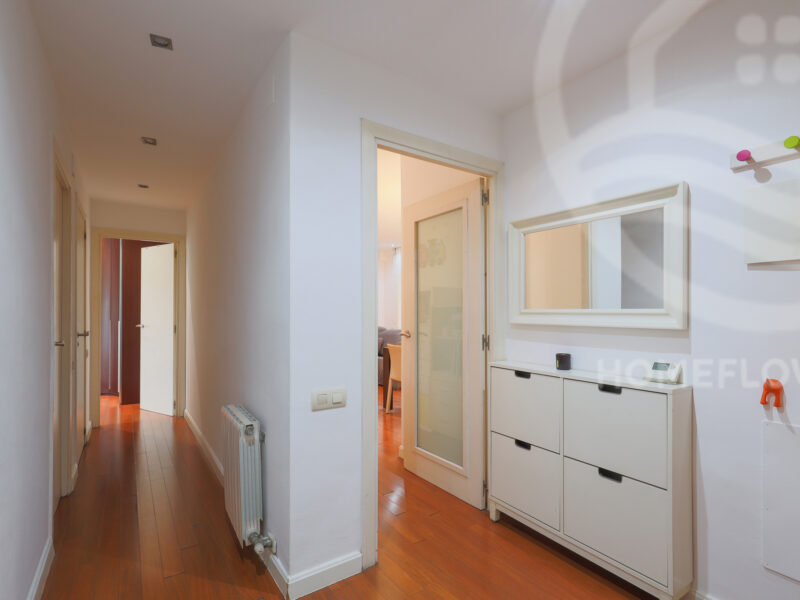 Piso céntrico con terraza, parking y trastero en Sant Adrià de Besòs