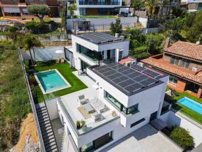 COLECCIÓN PRIVADA · Casa full equip con ascensor, piscina y vistas
